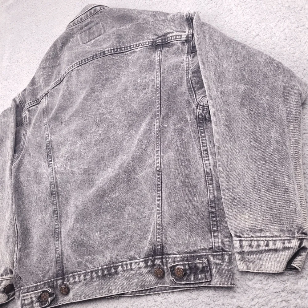 Vintage 80s Levis Denim Jacket Gray Acid Wash Mens Trucker Jean Jacket USA Small - Picture 15 of 15